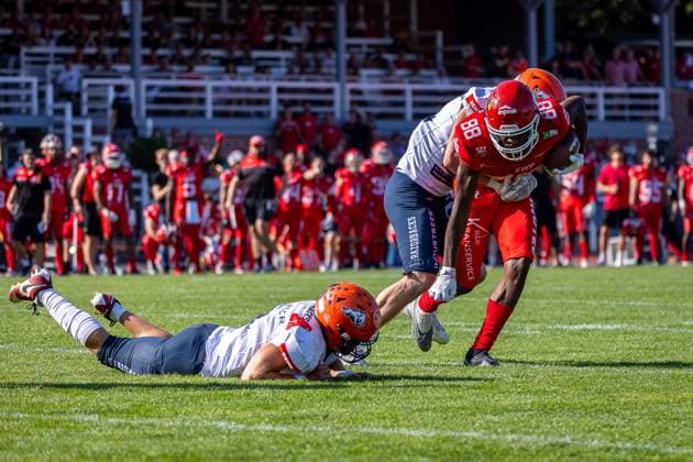 Emanuel Bakare (Potsdam Royals, 88 WR) Potsdam Royals vs ifm Razorbacks Ravensburg, American Football, German Football League, Week 15, 2025, 16.08.2025, Potsdam Luftschiffhafen Germany Copyright: xFootxBowl SebastianxJustx