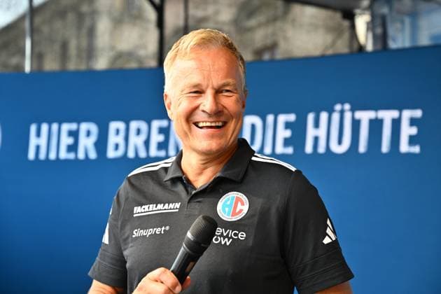 16 08 2025 Handball 1 Bundesliga Season 2025 2026 HC Erlangen HCE Event Season Opening xwoxzix Dr Carsten Bissel Chairman of the Supervisory Board of HC Erlangen
