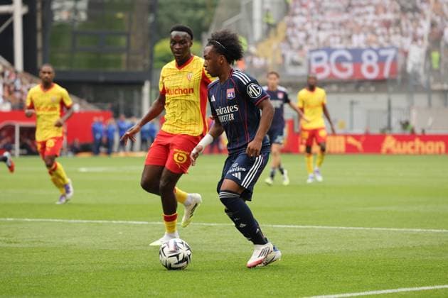 FOOTBALL : RC Lens vs Olympique Lyonnais - Ligue 1 J1 - 16 08 2025 Malik FOFANA (Olympique Lyonnais) lors du match RC Lens vs Olympique Lyonnais, Ligue 1 J1, stade Bollaert-Delelis, le 16 aoÃ»t 2025 - photo Laurent Sanson PsnewZ  Copyright: xLaurentxSANSONx xPsnewZx
