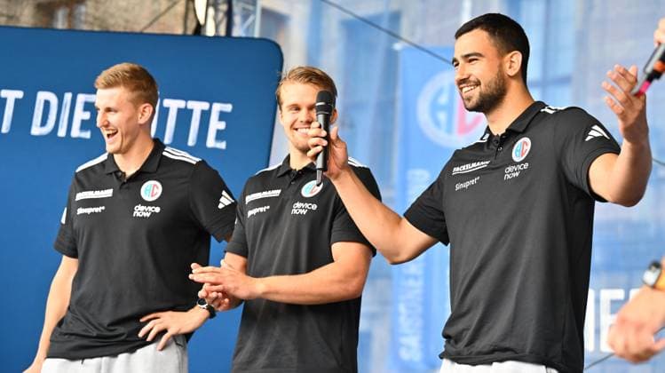 16 08 2025 Handball 1 Bundesliga Season 2025 2026 HC Erlangen HCE Event Season Opening xwoxzix Sander Andreassen Overjordet 8, HC Erlangen HCE Andri Runarsson 4, HC Erlangen HCE Milos Kos 5, HC Erlangen HCE