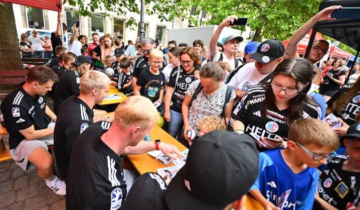 16 08 2025 Handball 1 Bundesliga Season 2025 2026 HC Erlangen HCE Event Season Opening xwoxzix Impression Autograph Session