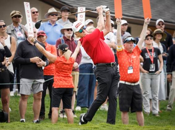 August 16, 2025, Calgary, Ab, CANADA: Spain s Miguel Angel Jimenez hits a tee shot on the first hole during the PGA, Golf Herren Tour Champions golf event in Calgary, Alta., Saturday, Aug. 16, 2025. Miguel Angel Jimenez  - ZUMAc35_ 20250816_zaf_c35_079 Copyright: xJeffxMcintoshx