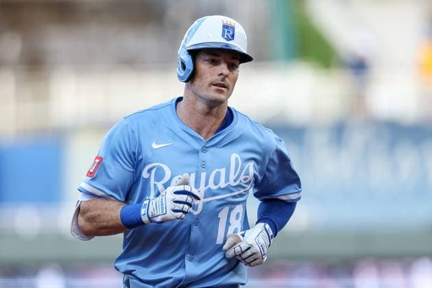 August 16, 2025: Kansas City Royals right fielder Mike Yastrzemski (18) runs the bases on a solo home run during the first inning against the Chicago White Sox at Kauffman Stadium in Kansas City, MO. CSM Kansas City United States of America - ZUMAc04_ 20250816_zma_c04_129 Copyright: xDavidxSmithx