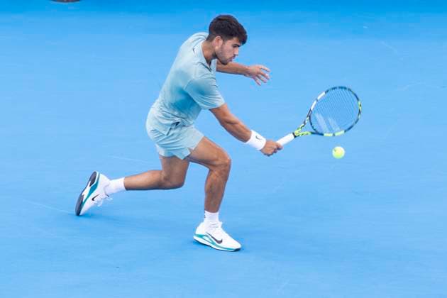 August 16, 2025, Mason, Ohio, USA: Mason, Ohio; Cincinnati Open Tennis Tournament - 2025 08 15 - Carlos Alcaraz plays a ball against opponent Alexander (Sasha) Zverev. - ZUMAPress Mason USA - ZUMAn24_ 20250816_zaf_n24_117 Copyright: xWallyxNellx