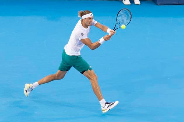August 16, 2025, Mason, Ohio, USA: Mason, Ohio; Cincinnati Open Tennis Tournament - 2025 08 15 - Alexander (Sasha) Zverev plays a ball against opponent Carlos Alcaraz. - ZUMAPress Mason USA - ZUMAn24_ 20250816_zaf_n24_237 Copyright: xWallyxNellx