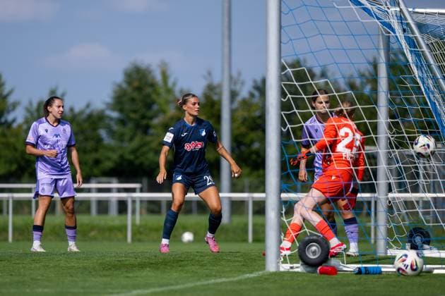 Selina Cerci TSG Hoffenheim, 29 scores the goal for 3 0 against Irina Fuchs FC Basel, 25 , GER, TSG 1899 Hoffenheim vs FC Basel, Soccer Womens Bundesliga Test Match, Season 2025 2026, 16 08 2025 GER, TSG 1899 Hoffenheim vs FC Basel, Soccer Womens Bundesliga Test Match, Season 2025 2026, 16 08 2025 St Leon Copyright: xEibner-Pressefoto Memmlerx EP_MMR