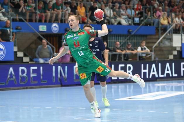 17 08 2025, xgox, Handball Wartburg Cup SC Magdeburg Skanderborg Handbold emspor, v l Omar Ingi Magnusson Magdeburg, 14 at Siebenmeter Eisenach
