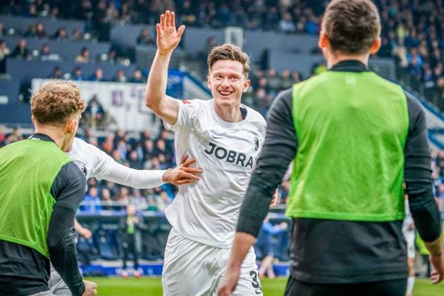 Deutschland: Fussball Bundesliga - SC Freiburg - Freiburgs Michael Gregoritsch (Archiv) *** Germany Bundesliga SC Freiburg Freiburgs Michael Gregoritsch Archive Copyright: xJOERANxSTEINSIEKx