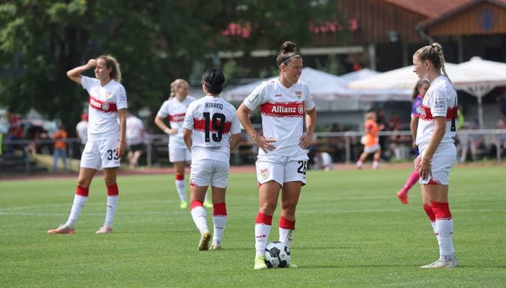 Stuttgart , DFB Cup Women VfB Stuttgart vs 1 FSV Mainz 05 , center Nicole Billa VfB , disappointment