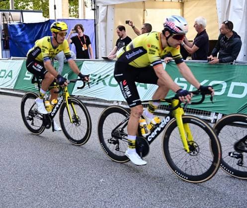 17 08 2025 xkhx Hamburg, Cycling ADAC CYCLASSICS 2025 Cycling event 1 Finish TEAM VISMA LEASE A BIKE TVL 1 VAN AERT Wout BEL