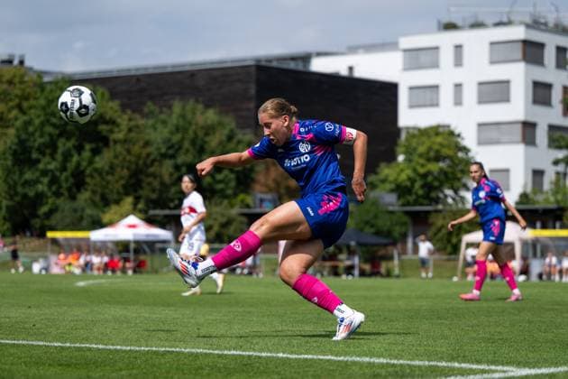 Johanna Berg FSV Mainz 05, 09 on the ball, GER, VfB Stuttgart vs 1 FSV Mainz 05, Soccer Women DFB Cup, Playoff, Season 2025 2026, 17 08 2025 GER, VfB Stuttgart vs 1 FSV Mainz 05, Soccer Women DFB Cup, Playoff, Season 2025 2026, 17 08 2025 Bad Cannstatt Copyright: xEibner-Pressefoto Memmlerx EP_MMR