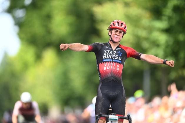 Belgian 2025 National Championship Gravel Westerlo 17 08 2025 WESTERLO, BELGIUM - AUGUST 17 : De Clerq Naud celebrating his victory during the Elite cycling Gravel race of the Belgian National Championships 2025 an UCI National Championships Gravel race with start and finish in Westerlo on August 17, 2025 in Westerlo, Belgium, 17 08 2025 Westerlo Belgium  Copyright: xGvgx