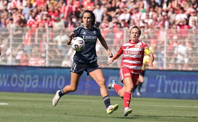 Rocio Galvez on the ball, Lisa Heiseler duel Match scene Action Sport Football Soccer Test match Womens Bundesliga Season 2025 2026 17 08 2025 1 FC Union Berlin vs Real Madrid CF DFL regulations prohibit any use of photographs as image sequences and or quasi video