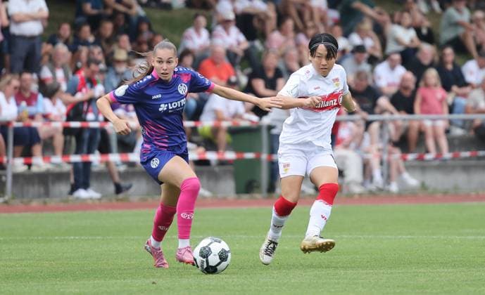 Stuttgart , DFB Cup Women VfB Stuttgart vs 1 FSV Mainz 05 , right Yuka Hirano VfB