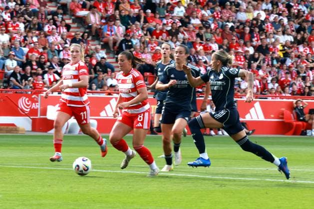 DEU, 2 BL, Frauen, 1 FC Union vs Real Madrid, 17 08 2025, Stadion Alte Foersterei, Berlin, DEU, 2 BL, Frauen, 1 FC Union vs Real Madrid, im Bild Korina Janez 1 FC Union Berlin 8 , Dina Orschmann 1 FC Union Berlin 11 , Andersson Real Madrid 22 , Shei Garcia Real Madrid 15 DFL regulations prohibit any use of Photographs as image sequences and or quasi video nordphotoxGmbHx xEngler nph00076