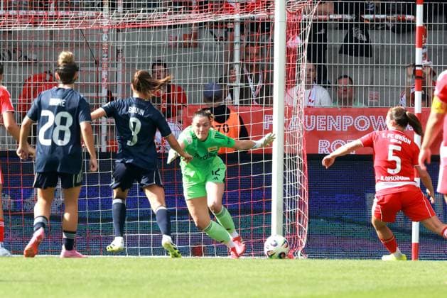 DEU, 2 BL, Frauen, 1 FC Union vs Real Madrid, 17 08 2025, Stadion Alte Foersterei, Berlin, DEU, 2 BL, Frauen, 1 FC Union vs Real Madrid, im Bild MELANIE WAGNER 1 FC Union Berlin 12 DFL regulations prohibit any use of Photographs as image sequences and or quasi video nordphotoxGmbHx xEngler nph00076