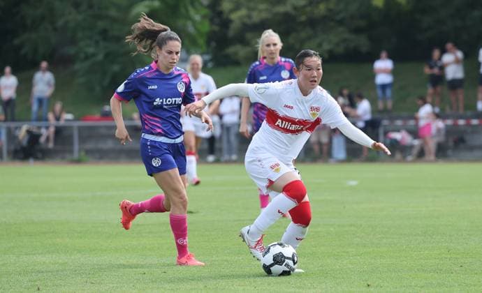 Stuttgart , DFB Cup Women VfB Stuttgart vs 1 FSV Mainz 05 , right Haruka Osawa VfB