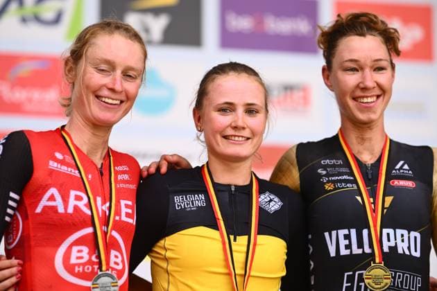 Belgian 2025 National Championship Gravel Westerlo 17 08 2025 WESTERLO, BELGIUM - AUGUST 17 : Truyen Marthe (BEL) of Fenix-Deceuninck, Claes Lotte (BEL), Bex Nathalie on the podium during the Elite cycling Gravel race of the Belgian National Championships 2025 an UCI National Championships Gravel race with start and finish in Westerlo on August 17, 2025 in Westerlo, Belgium, 17 08 2025 Westerlo Belgium  Copyright: xGvgx