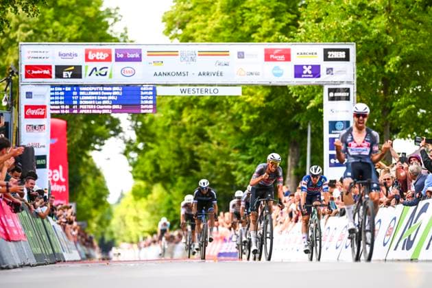 Belgian 2025 National Championship Gravel Westerlo 17 08 2025 WESTERLO, BELGIUM - AUGUST 17 : Kielich Timo (POL) of Alpecin-Deceuninck celebrating Vandeputte Niels (BEL) of Alpecin-Deceuninck victory during the Elite cycling Gravel race of the Belgian National Championships 2025 an UCI National Championships Gravel race with start and finish in Westerlo on August 17, 2025 in Westerlo, Belgium, 17 08 2025 Westerlo Belgium  Copyright: xGvgx