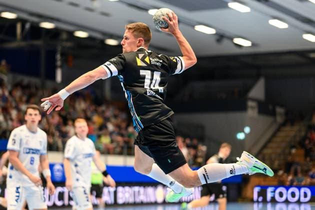 Vincent, Buechner left winger, ThSV Eisenach, 74 GER, Thuringia, ThSV Eisenach vs TBV Lemgo Lippe, Wartburg Cup Eisenach 2025, Handball, Season 2025 2026, Sunday, 17 08 2025 GER, Thuringia, ThSV Eisenach vs TBV Lemgo Lippe, Wartburg Cup Eisenach 2025, Handball, Season 2025 2026, Sunday, 17 08 2025 Eisenach Copyright: xEibner-Pressefoto MartinxHerbstx EP_MHT