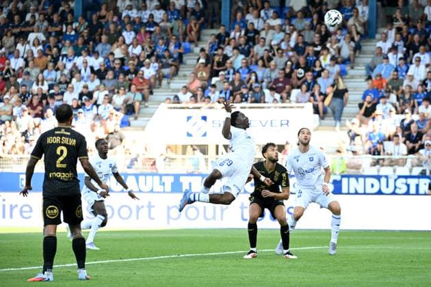 AJ Auxerre v FC Lorient - Ligue 1 McDonald s 2025 2026 29 Marvin SENAYA (aja) - 03 Montassar TALBI (fcl) during the Ligue 1 McDonald s match between Auxerre and Lorient at Stade Abbe Deschamps on August 17, 2025 in Auxerre, France. Auxerre France  Copyright: xFEPx 776368634