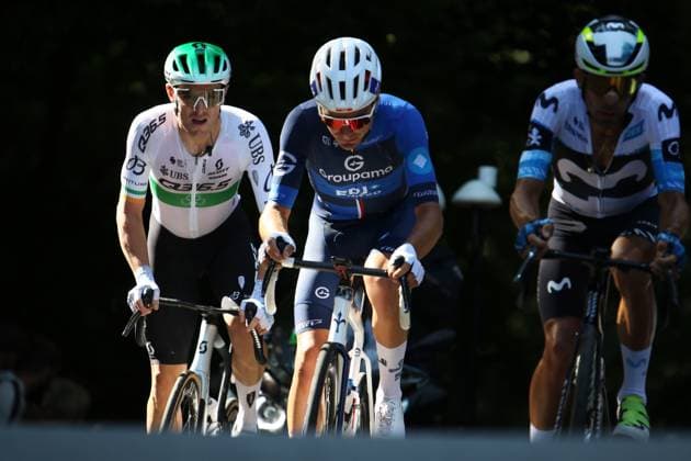 ADAC Cyclassics cycling race in Hamburg Irishman Rory Townsend l on the Waseberg