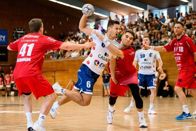 Bietigheim HBL 25 26 DHB Pokal SG BBM Bietigheim VfL Potsdam Markus Mahr Potsdam , Nikola Vlahovic Bietigheim Bietigheim Bissingen Halle am Viadukt Baden Württemberg Germany