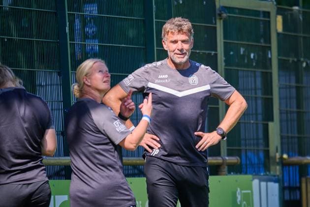 17 08 2025, Football, Women, Women, DFB Cup Play Offs, Season 2025 2026, Holstein Women, Holstein Kiel SV Meppen Coach Thomas Pfannkuch Meppen Kiel, Citti Fussball Park Proj Holstein Stadion Schleswig Holstein Germany