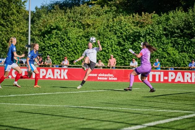 Football, Women, DFB Cup, Play-Offs, Holstein Kiel - SV Meppen