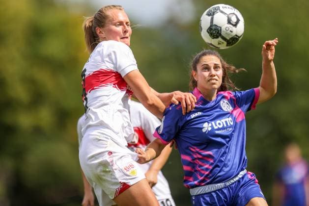 DEU, Stuttgart VfB Stuttgart vs Mainz 05, DFB Pokal Frauen, DFB, Bezirkssportanlage NeckarPark PSV Stadion, Saison 25 26, Play offs im Bild Zweikampf Maximiliane Rall VfB Stuttgart 8 vs Vital Kats FSV Mainz 05 30 DFB DFL REGULATIONS PROHIBIT ANY USE OF PHOTOGRAPHS AS IMAGE SEQUENCES AND OR QUASI VIDEO, 17 08 2025, Copyright: HMBxMedia HendrikxHamelau