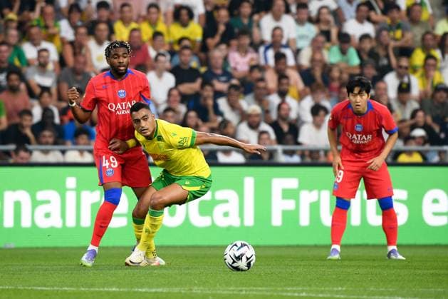FC Nantes v Paris Saint-Germain FC - Ligue 1 McDonald s 2025 2026 49 Ibrahim MBAYE (psg) - 31 Mostafa MOHAMED (fcn) during the Ligue 1 McDonald s match between FC Nantes and Paris Saint-Germain FC at Stade de la Beaujoire on August 17, 2025 in Nantes, France. Nantes France  Copyright: xFEPx 776348097