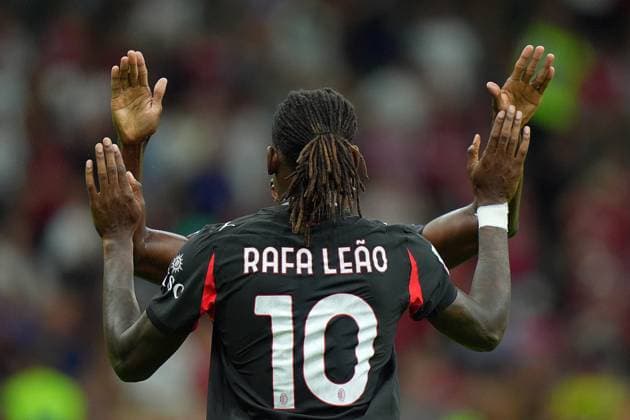 AC Milan™s Rafael Leao celebrates after scoring 1-0 during the round of 64 Frecciarossa Italian Cup 2025 2026 soccer match between Milan and Bari at San Siro Stadium in Milan , North Italy , Sunday, August 17 , 2025 . - Soccer  Copyright: xSpada LaPressex