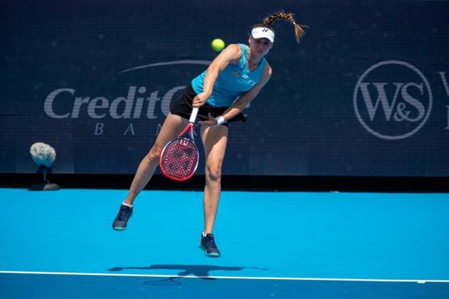 Cincinnati Open Semifinals: Iga ÅöwiÄÖtek V Elena Rybakina Elena Rybakina is seen during her semifinals match at the Cincinnati Open in Mason, Ohio, on August 17, 2025. Mason Ohio United States  Copyright: xJasonxWhitmanx originalFilename:whitman-cincinna250817_np6ND.jpg
