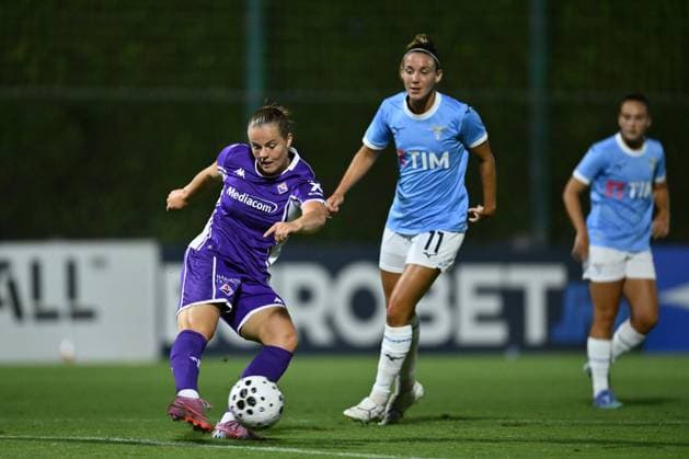 SS Lazio Women v Fiorentina FC Women - Pre-season Friendly Emma Farge of A.C.F. Fiorentina and Clarisse Le Bihan of S.S. Lazio play during the friendly match between S.S. Lazio Women and A.C.F. Fiorentina Femminile at the Mirko Fersini Stadium in Formello, Italy, on August 17, 2025. Formello Italy Italy  Copyright: xDomenicoxCippitellix originalFilename:cippitelli-sslazioa250817_npTOg.jpg