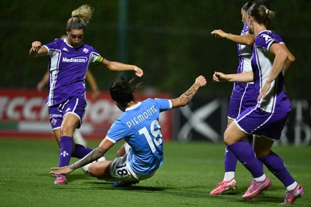 Emma Severini of A.C.F Fiorentina and Martina Piemonte of S.S. Lazio are in action during the friendly match between S.S. Lazio Women vs A.C.F. Fiorentina Femminile at the Mirko Fersini Stadium on August 17, 2025 in Formello, Italy.  Copyright: xDomenicoxCippitelli IPAxSportx xipa-agency.netx xx IPA_62618479 IPA_Agency_IPA62618479