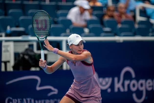 Cincinnati Open Semifinals: Jasmine Paolini V Veronika Kudermetova Veronika Kudermetova is seen during her semifinals match at the Cincinnati Open in Mason, Ohio, on August 17, 2025. Mason Ohio United States  Copyright: xJasonxWhitmanx originalFilename:whitman-cincinna250817_npaXu.jpg