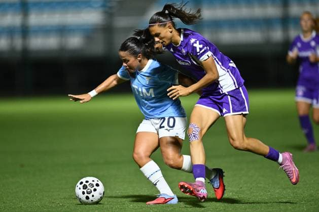 SS Lazio Women v Fiorentina FC Women - Pre-season Friendly Flaminia Simonetti of S.S. Lazio and Agnese Bonfantini of A.C.F. Fiorentina play during the friendly match between S.S. Lazio Women and A.C.F. Fiorentina Femminile at the Mirko Fersini Stadium in Formello, Italy, on August 17, 2025. Formello Italy Italy  Copyright: xDomenicoxCippitellix originalFilename:cippitelli-sslazioa250817_npVtV.jpg