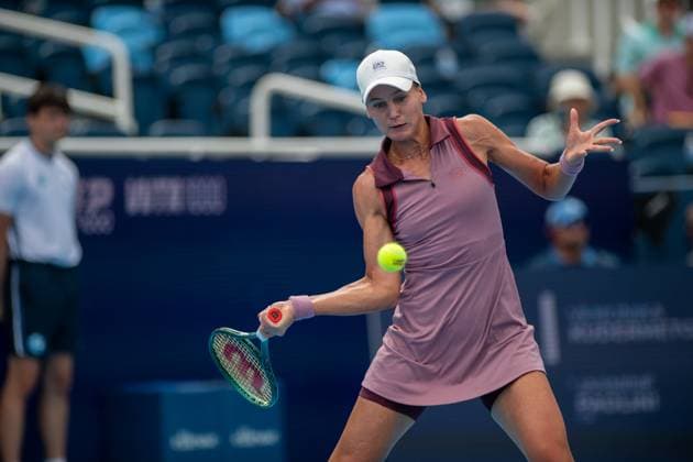 Cincinnati Open Semifinals: Jasmine Paolini V Veronika Kudermetova Veronika Kudermetova is seen during her semifinals match at the Cincinnati Open in Mason, Ohio, on August 17, 2025. Mason Ohio United States  Copyright: xJasonxWhitmanx originalFilename:whitman-cincinna250817_np5LE.jpg