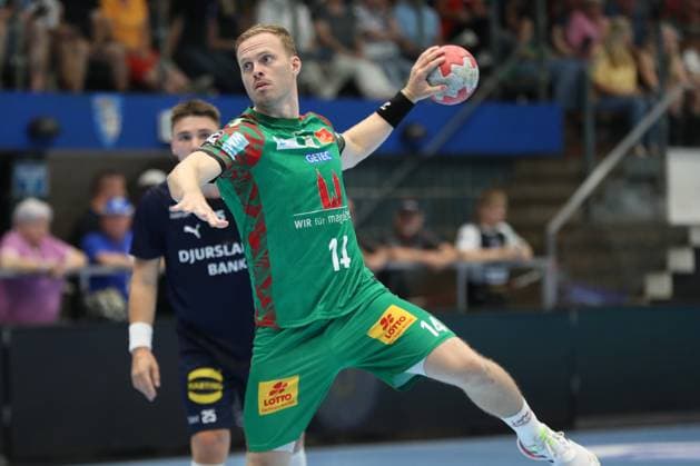 17 08 2025, xgox, Handball Wartburg Cup SC Magdeburg Skanderborg Handbold emspor, v l Omar Ingi Magnusson Magdeburg, 14 at Siebenmeter Eisenach
