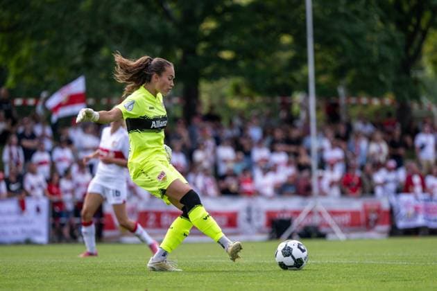 Kiara Beck VfB Stuttgart, 01 on the ball, GER, VfB Stuttgart vs 1 FSV Mainz 05, Soccer Women DFB Cup, Playoff, Season 2025 2026, 17 08 2025 GER, VfB Stuttgart vs 1 FSV Mainz 05, Soccer Women DFB Cup, Playoff, Season 2025 2026, 17 08 2025 Bad Cannstatt Copyright: xEibner-Pressefoto Memmlerx EP_MMR