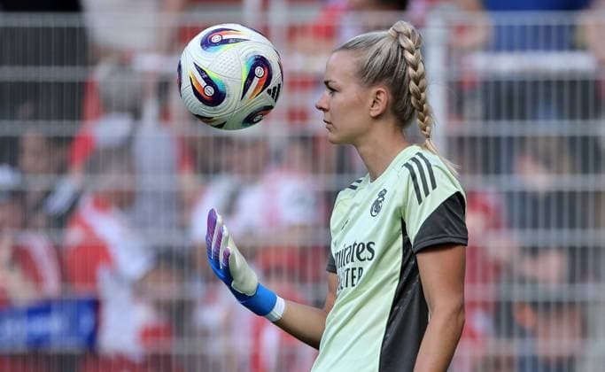 Goalkeeper Merle Frohms Action Upper Body Sport Football Soccer Soccer Test Match Women Women Bundesliga Season 2025 2026 17 08 2025 1 FC Union Berlin vs Real Madrid CF DFL regulations prohibit any use of photographs as image sequences and or quasi video