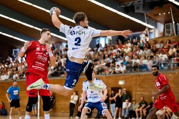 Bietigheim HBL 25 26 DHB Pokal SG BBM Bietigheim VfL Potsdam v li Nikola Vlahovic Bietigheim , Florian Budde Potsdam Bietigheim Bissingen Halle am Viadukt Baden Württemberg Germany