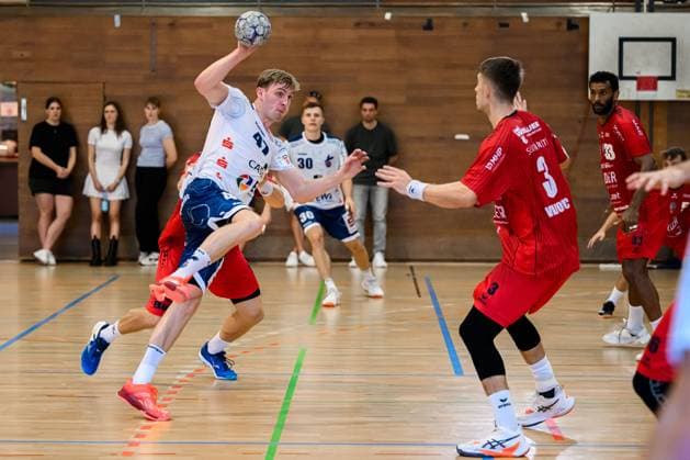 Bietigheim HBL 25 26 DHB Pokal SG BBM Bietigheim VfL Potsdam Dustin Kraus Potsdam , Nikola Vlahovic Bietigheim Bietigheim Bissingen Halle am Viadukt Baden Württemberg Germany