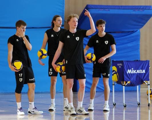 BAU 18 08 2025 Ludwigsburg Volleyball Barock Volleys MTV Ludwigsburg Training, from left Fabian Anton, Ben Simon Bonin, Philipp Hermann, Jonah Dornheim