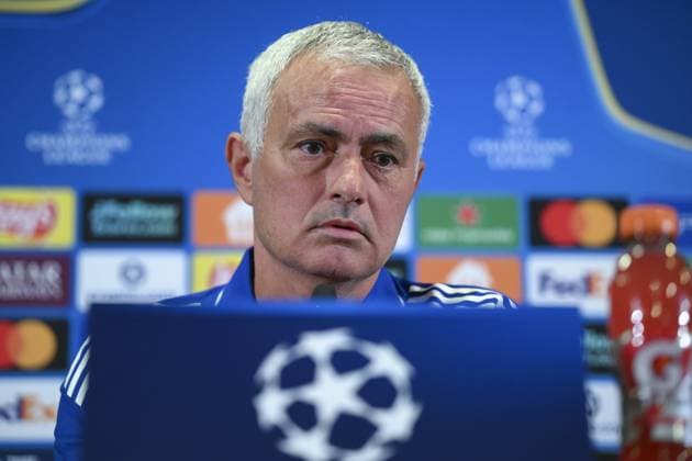 Ahead of Fenerbahce v Benfica - UEFA Champions League ISTANBUL, TURKIYE - AUGUST 19: Fenerbahce head coach Jose Mourinho attends a press conference, PK, Pressekonferenz ahead of the UEFA Champions League playoff first leg match against Portugal s Benfica team at the Chobani Stadium in Istanbul, Turkiye on August 19, 2025. Arif Hudaverdi Yaman Anadolu Istanbul Turkey. Editorial use only. Please get in touch for any other usage.  Copyright: x2025xAnadoluxArifxHudaverdixYamanx