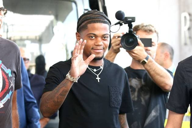 2025-08-19 Aeroporto di Ciampino Nella foto: Leon Bailey il nuovo acquisto della Roma ( Foto Gino Mancini ) during AS Roma s new signing Leo Bailey, Other in Rome, Italy, August 18 2025  Copyright: xGinoxMancini IPAxSportx xipa-agency.netx xx IPA_62728479 IPA_Agency_IPA62728479