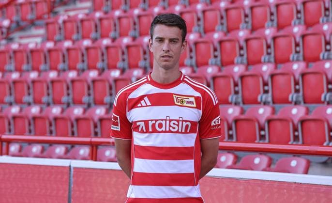 Janik Haberer 1 FC Union Berlin FCU Football 1 BL Bundesliga Portrait Season 2025 2026 Headshot, portrait, introduction, presentation, press event, GER 19 08 25