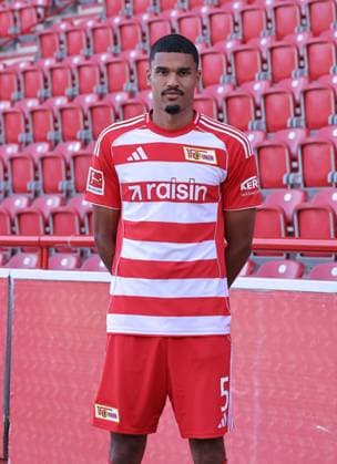Danilho Doekhi 1 FC Union Berlin FCU Football 1 BL Bundesliga Porträttermin Season 2025 2026 Headshot, portrait, introduction, presentation, press event, GER 19 08 25