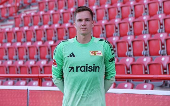 Goalkeeper Matheo Raab 1 FC Union Berlin FCU Football 1 BL Bundesliga Porträttermin Season 2025 2026 Headshot, portrait, introduction, presentation, press event, GER 19 08 25