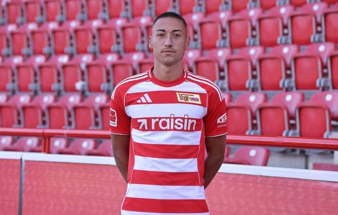 Marin Ljubicic 1 FC Union Berlin FCU Football 1 BL Bundesliga Porträttermin Season 2025 2026 Headshot, portrait, introduction, presentation, press event, GER 19 08 25
